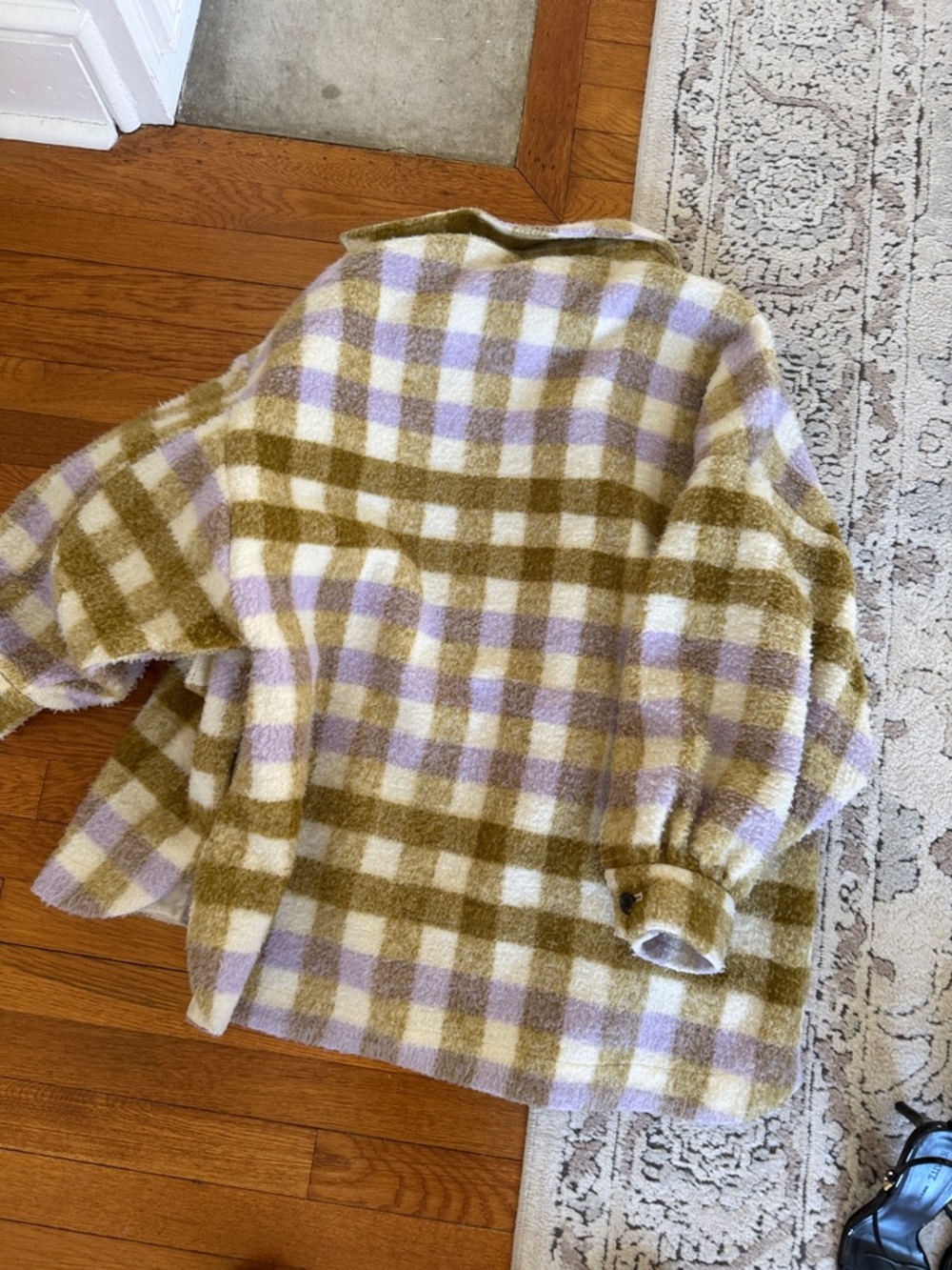 Zara Olive Green & Lavender oversized Teddy Checked Shacket - Picture 5 of 5
